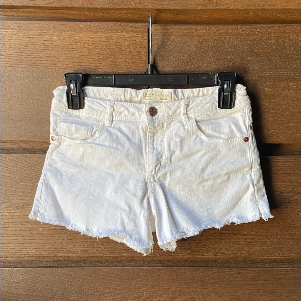 Zara girls white cutoff shorts, size 13/14